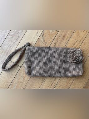 Old Navy Brown and Cream Herringbone Wristlet